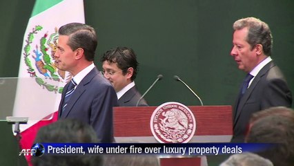 Mexico leader orders investigation into his mansions