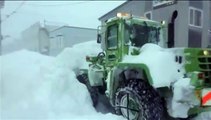 Japon : une ville isolée par plus d’un mètre de neige pendant trois jours
