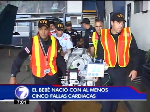 Bebé con problemas de salud viaja en avión ambulancia hasta Colombia