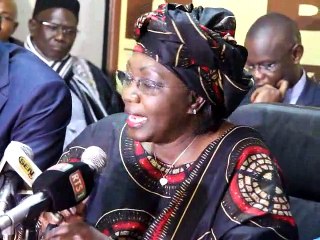 Aminata Tall se lâche " traite de tous les noms d'oiseaux"