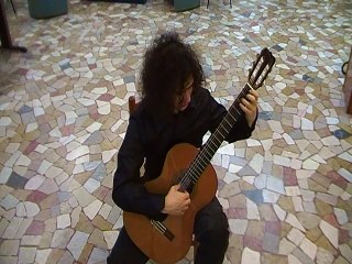 Francesco Zanella Plays Mauro Giuliani Op.48 n.5