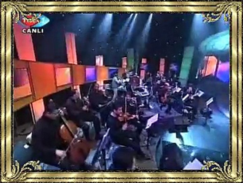 Vildan TURAN AKINCI *Kahveyi Kavururlar*