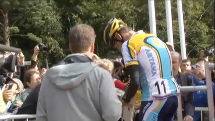 Скачать видео: Nach Autounfall: Armstrong droht Haftstrafe