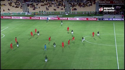 Magrão leva pior na disputa de bola e assusta torcida do Sport!