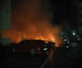 İstanbul'da 9 otomobil kundaklandı