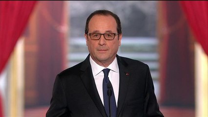 Hollande sur le FN: "Tous les partis adhèrent-ils aux valeurs de la République? Non"