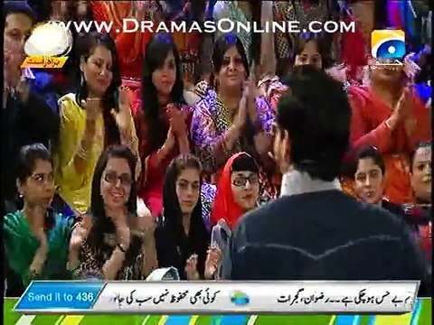 Aamir Liaquat Blasts on Bloggers who write against him