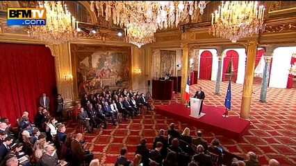 Hollande sur le FN: Tous les partis adhèrent-ils aux valeurs de la République: Non!