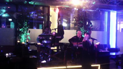 Sevgi Arslan & GrupEs mavigul Hollanda,da