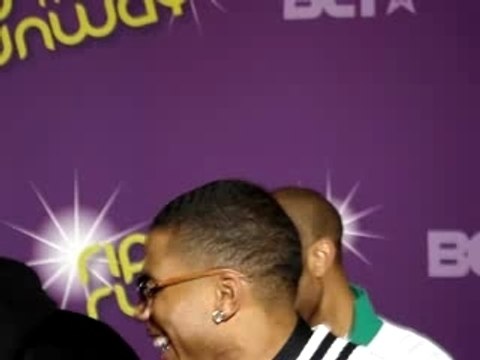 Nelly Rip The Runway Red Carpet