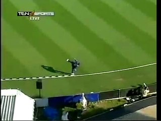 AMAZING CRICKET CATCH ON BOUNDARY LINE