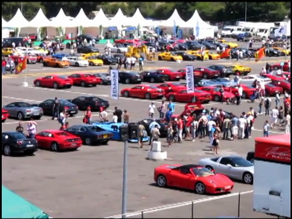 500 Ferrari contre le cancer