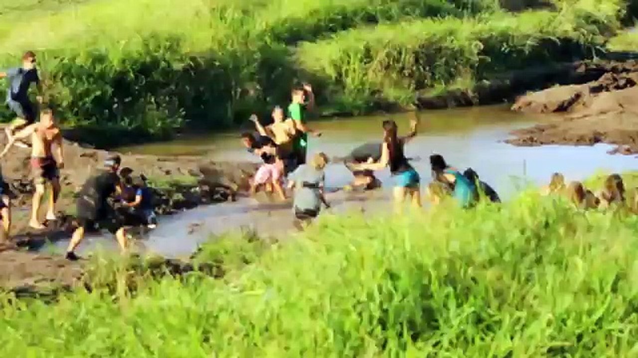 Mud Fight - Mud Wrestling Gone Wild