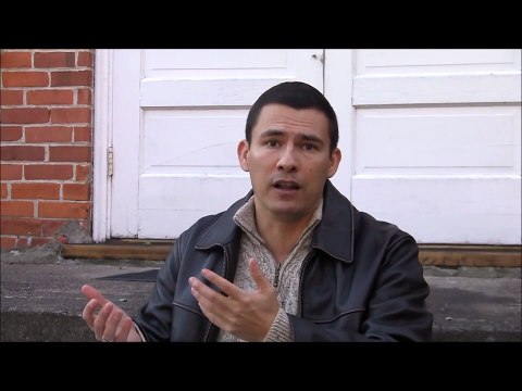 Stop Overstuffing Your Trouser and Jacket Pockets - How To Carry Less - Mens Style Fashion Tips