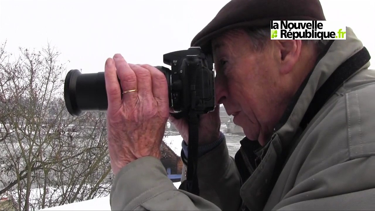 A Tours, la Loire charrie des blocs de glace