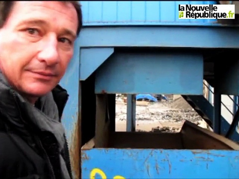 Menut, recycleur de voitures en ferraille