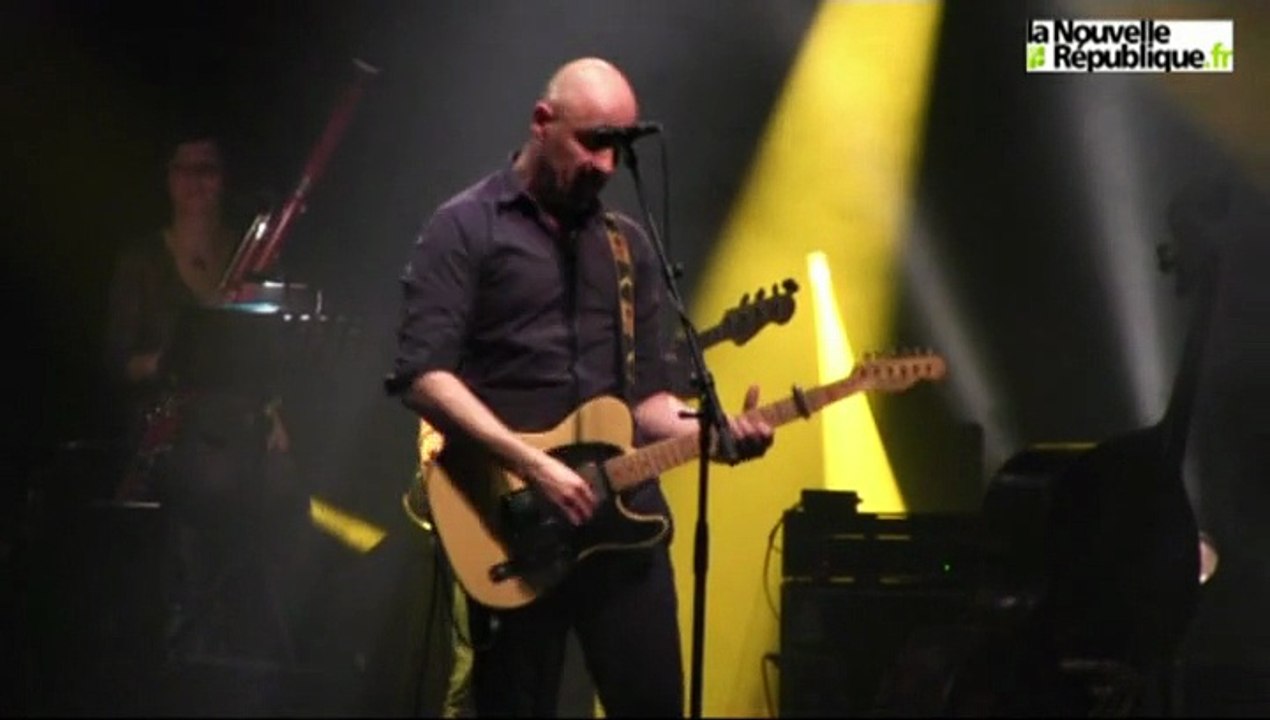 Printemps de Bourges : "Rendez-nous la lumière" de Dominique A