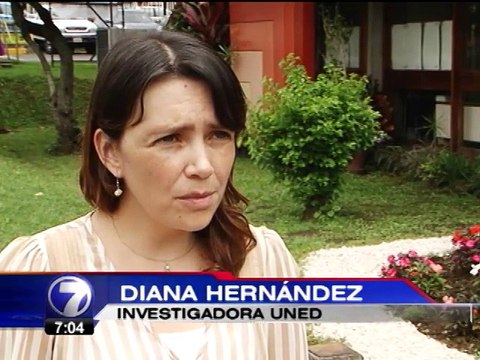 Teléfonos públicos ofrecen internet gratis en cuatro cantones de Limón y San José