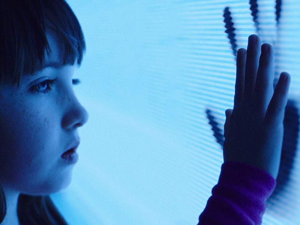Poltergeist-Trailer SUBTITULADO en Español (HD) Terror 2015