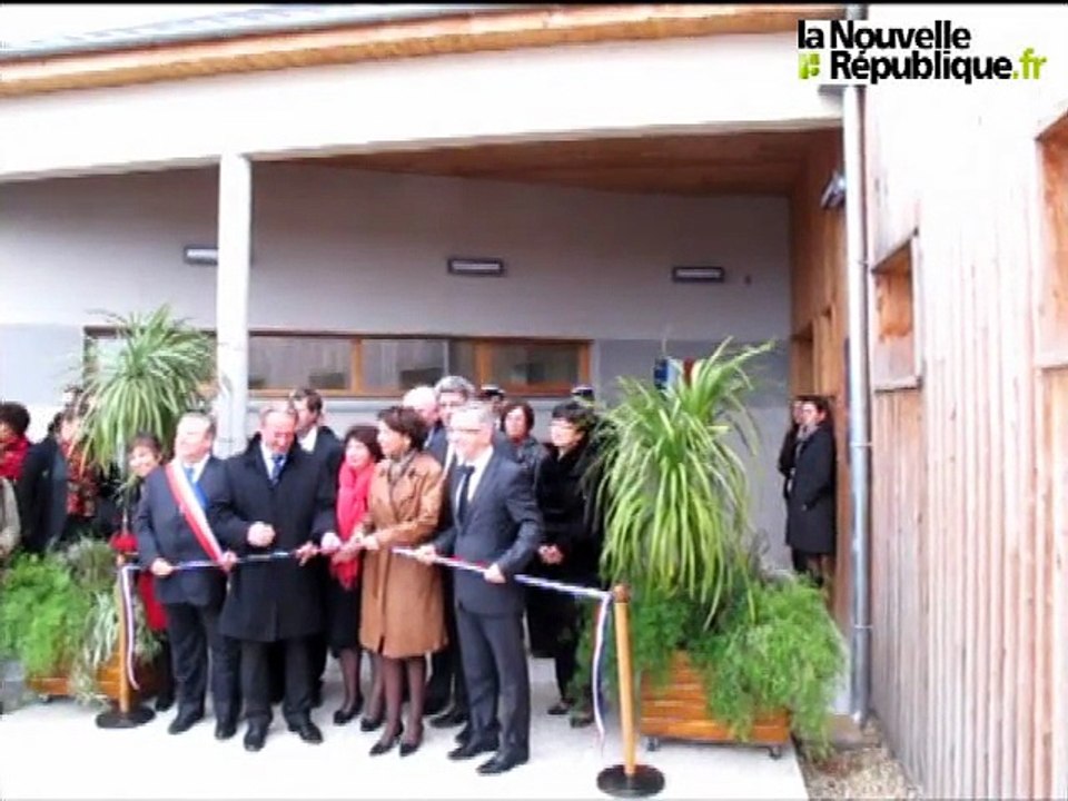 Marisol Touraine inaugure la maison de santé de Descartes