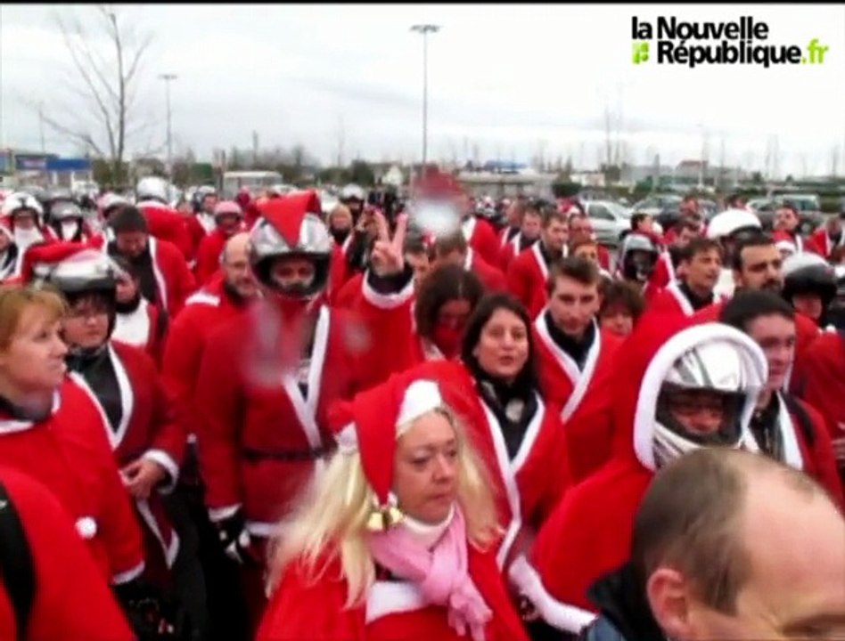 VIDEO. Indre-et-Loire : La balade des pères Noël à motos