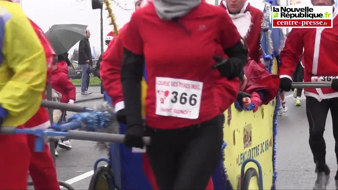 VIDEO. Un millier de Pères Noël à la course de Saint-Benoit