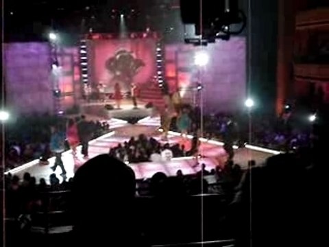 Random Footage BET Rip The Runway