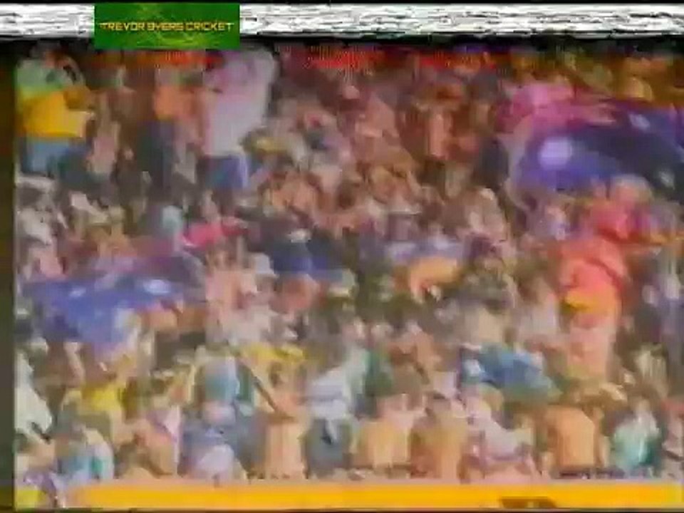 1985 World Championship of Cricket Highlights - Australia vs England (Group Match)
