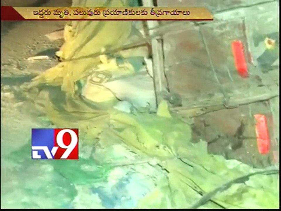 2 die as bus hits tipper in West Godavari