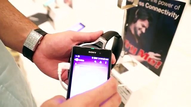 Sony Headphones MDR-10RNC Noise Canceling, MDR-10RBT and NWZ-WH303 Walkman Headphones Hands On