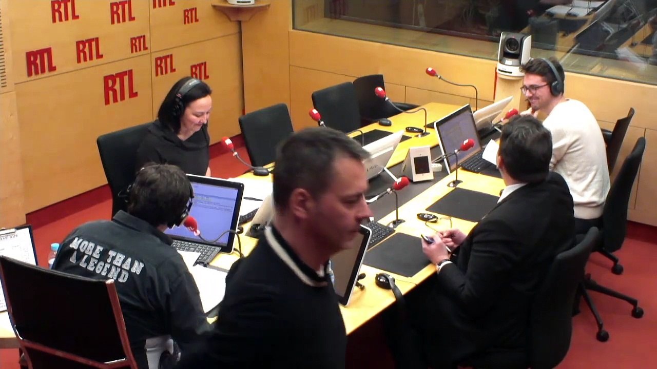 Nicolas Sarkozy se fait rhabiller par les internautes pour sa conférence à Abou Dhabi