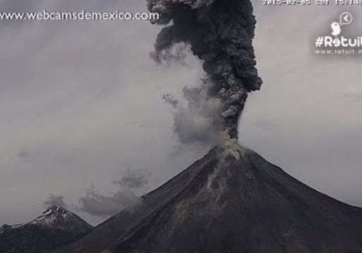 Timelapse Video Captures Colima Volcano's 14 Eruptions in 12 Hours