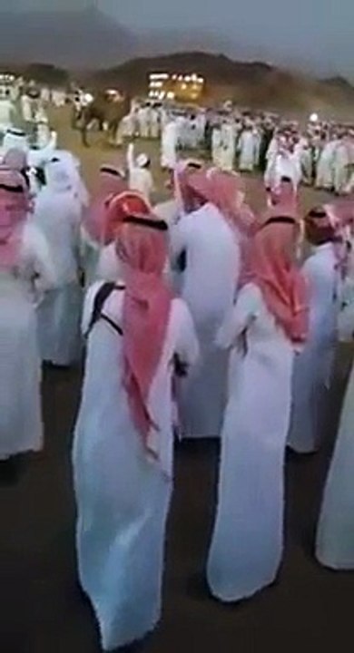Thousands Bullets Firing - Video Dailymotion