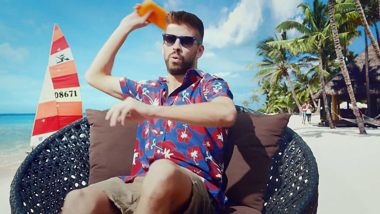 Messi-Neymar-Iniesta-jouent les touristes de luxe pour une pub