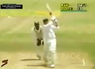 Shahid Afridi 16 years old and hit 11 sixes..!!