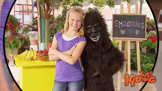 Gorilla Goes Bananas for Bananas!
