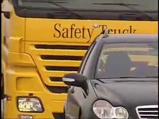 Mercedes-Benz Safety Truck Tips