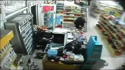 Silahlı Soyguncu Sert Kayaya Çarptı