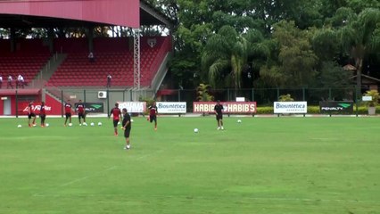 Download Video: Trio de ferro! Fabuloso, Pato e Kardec marcam golaços em treino do São Paulo