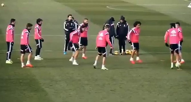 Real Madrid: Marcelo se picó y 'amenazó' a Cristiano Ronaldo (VIDEO)
