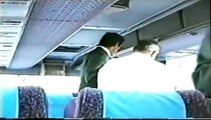 Unseen Video of Pakistani Cricketers in A Bus During England Tour in 1996
