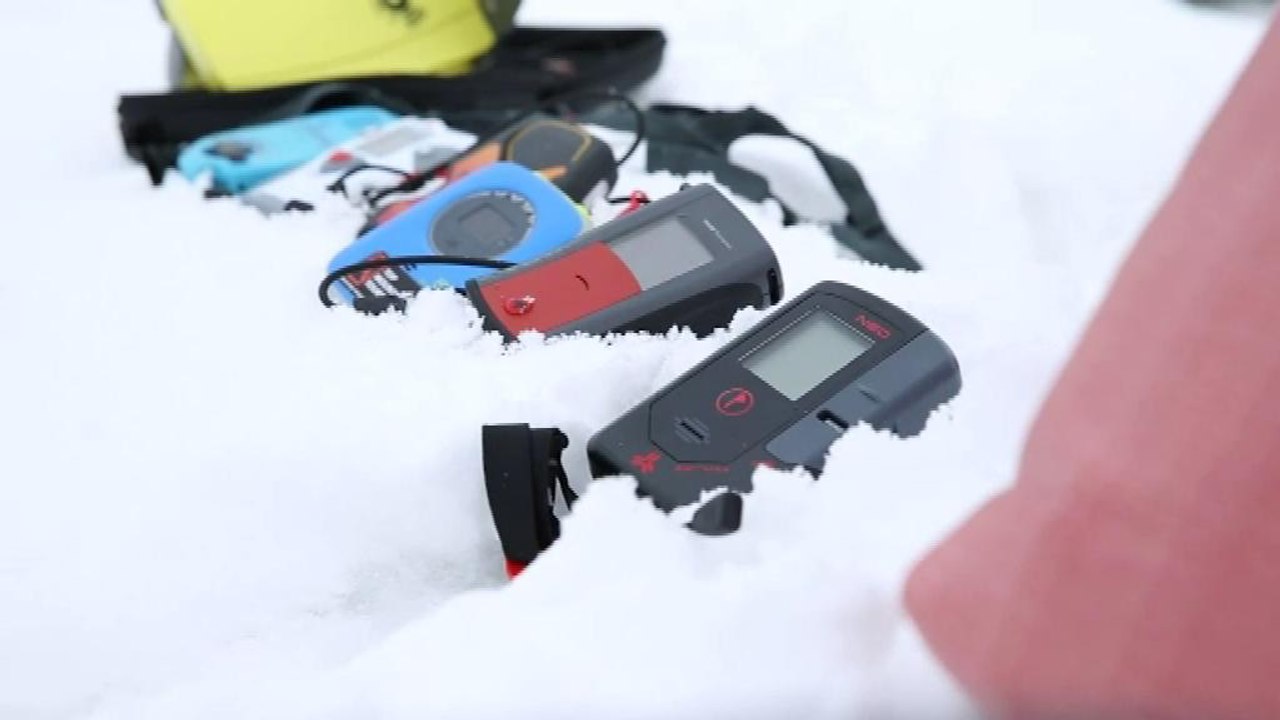 Les détecteurs de victimes d'avalanche de plus en plus utilisés