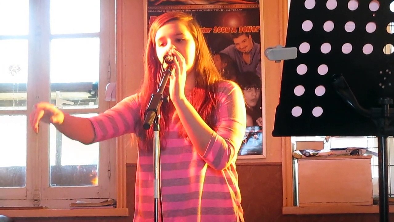 Lola Reva chante "et maintenant" 07 07 2015