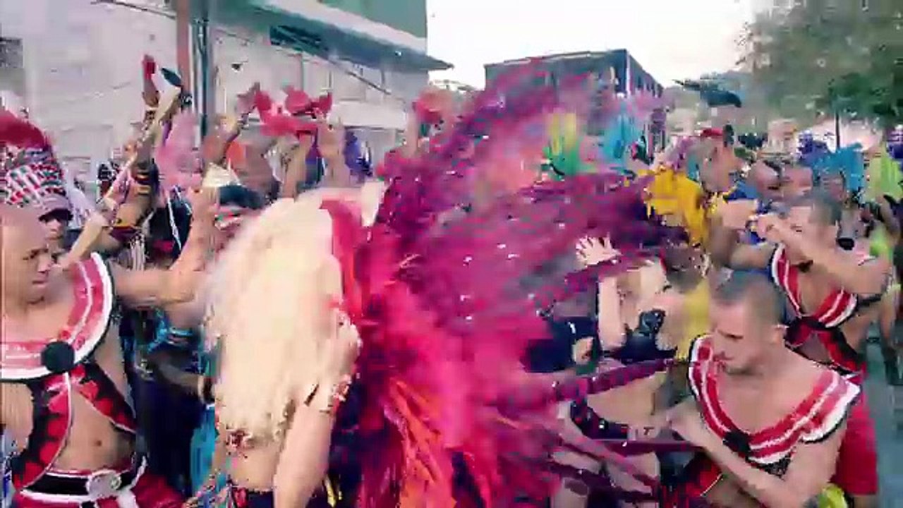 Nicki_Minaj_-_Pound_The_Alarm_(Explicit)