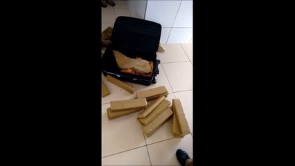 Dupla é presa com 60 kg de drogas em Icó