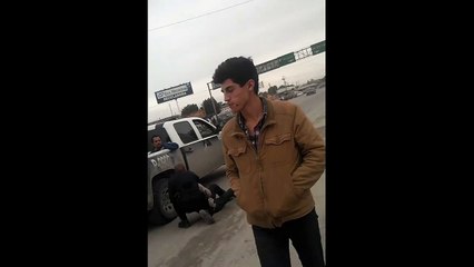 Balconean a Policias de Tijuana, Da reves cuando Testigo sorprende a Vendedor de Droga, Fingiendo Ser Victima
