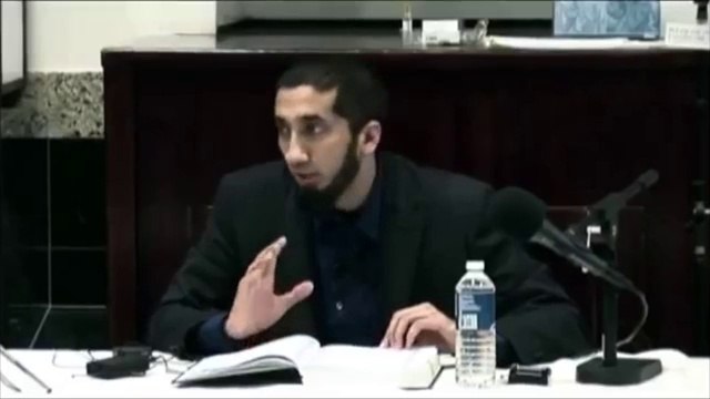 Funny-Nouman Ali Khan Praying in a public place