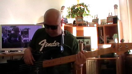 The Greatest love of all Whitney Houston HD720 Basscover Bob Roha