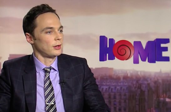 En Route ! - Interview Rihanna & Jim Parsons VO