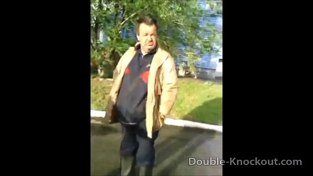 Mentally disabled man fight the child who harassed him : The Boot of Justice